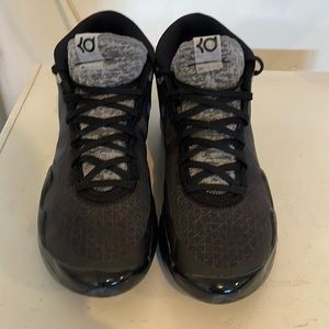 Kevin Durant 12th edition 2019-2020 black cool grey Nike zoom